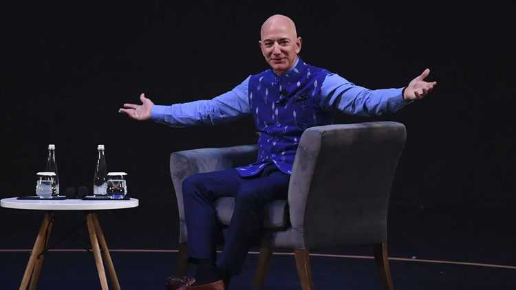 Inside The Billionaire Life Of Jeff Bezos