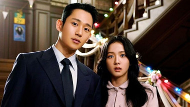 Jisoo's co-actor Jung Hae In opens up about Jisoo's relationship with Ahn Bo Hyun