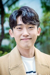 Min Jin Woong