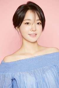 Moon Ji In