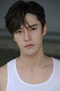 Liang Xue Feng